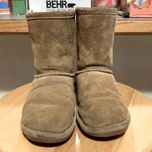 Kids Bearpaw boots